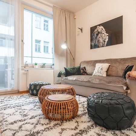 Apartment With Balcony Praga Zewnętrze zdjęcie