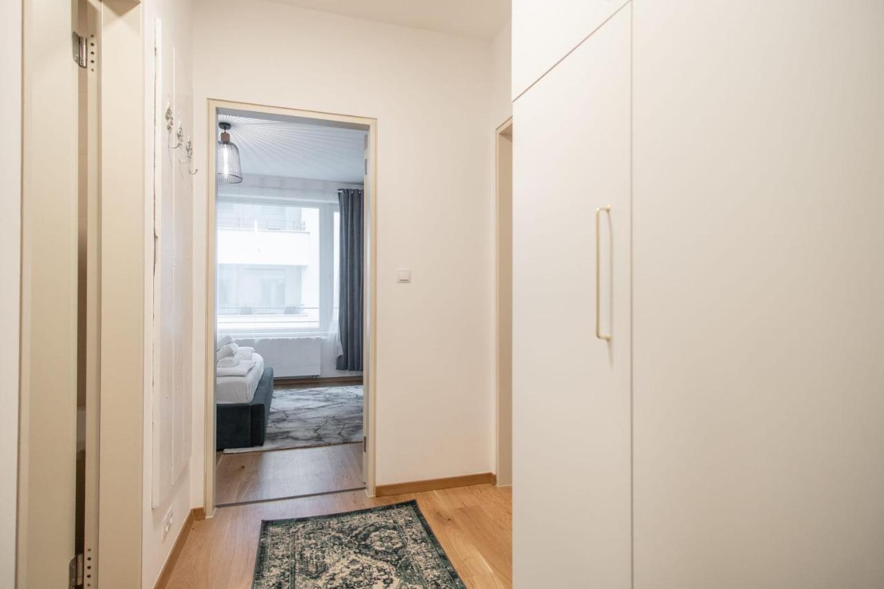 Apartment With Balcony Praga Zewnętrze zdjęcie