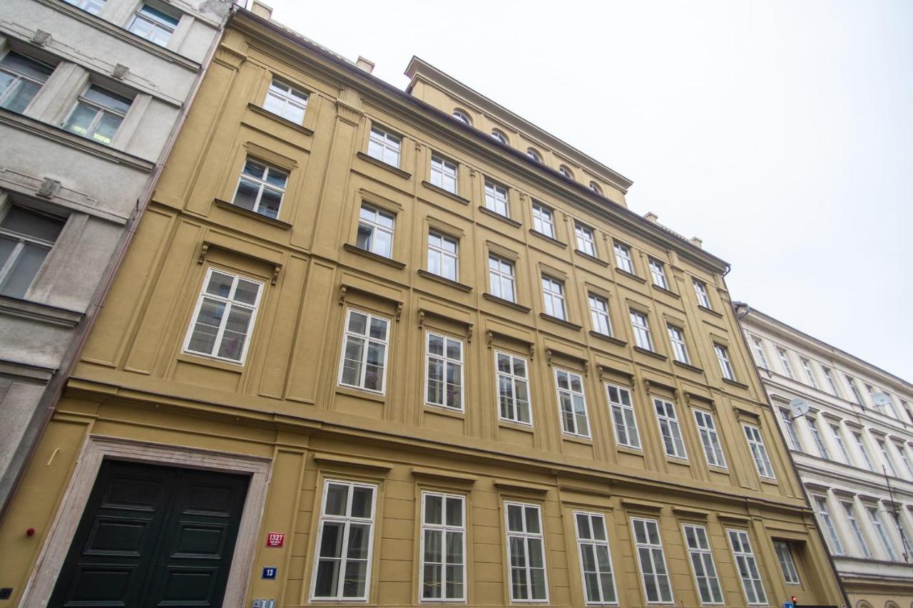 Apartment With Balcony Praga Zewnętrze zdjęcie